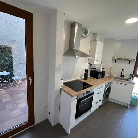 Almamater Apartment *