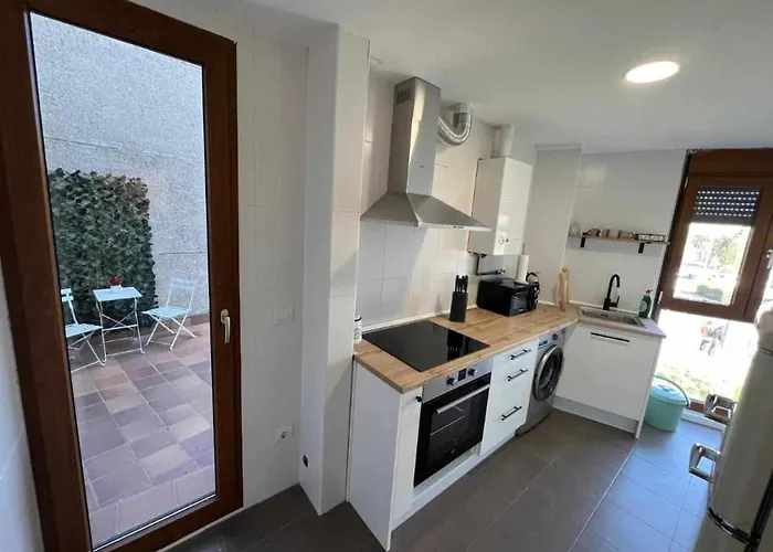 Almamater Apartmán *